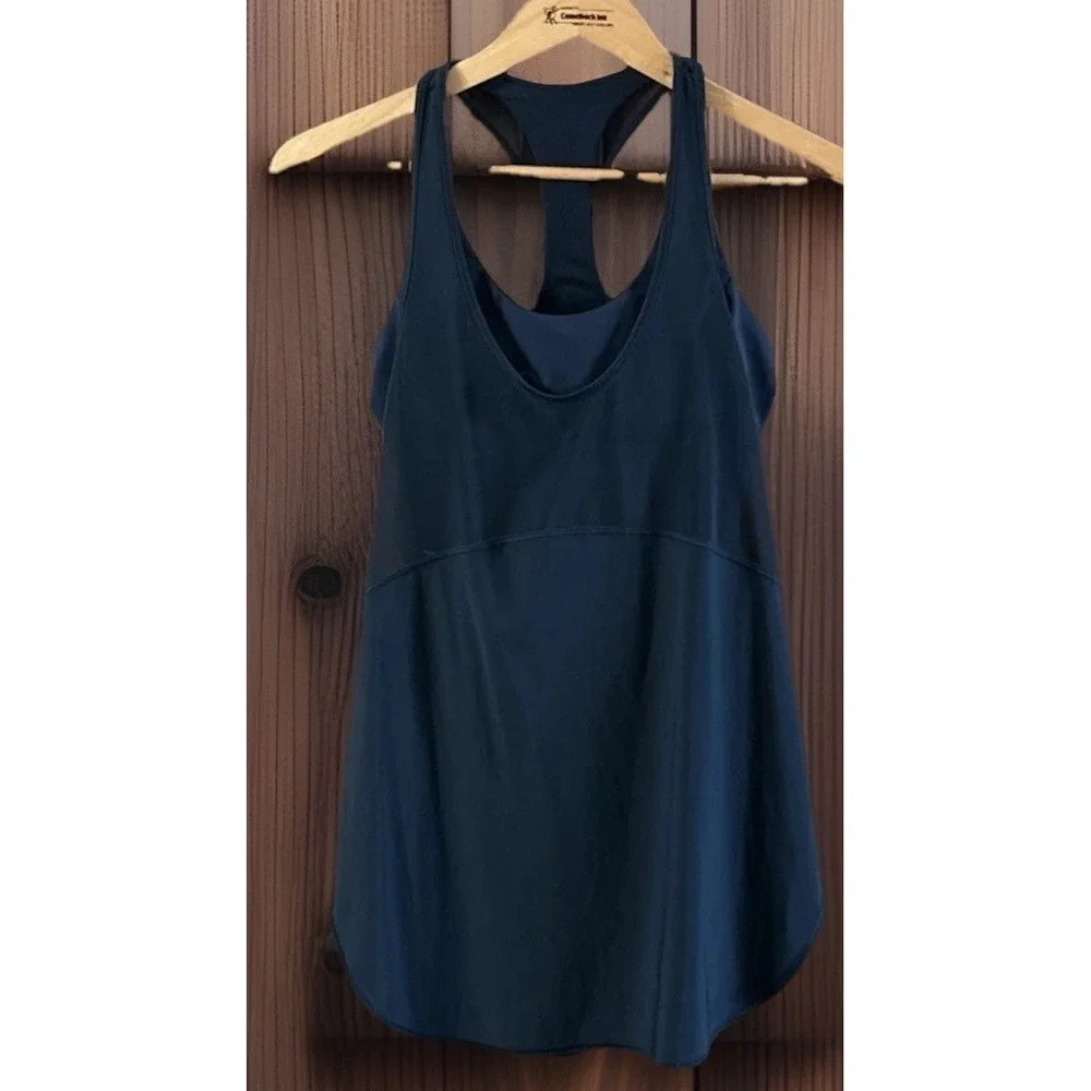 Lululemon Twist Around Tank Light Support‎ Size 6 Mesh Blue W1AIDS